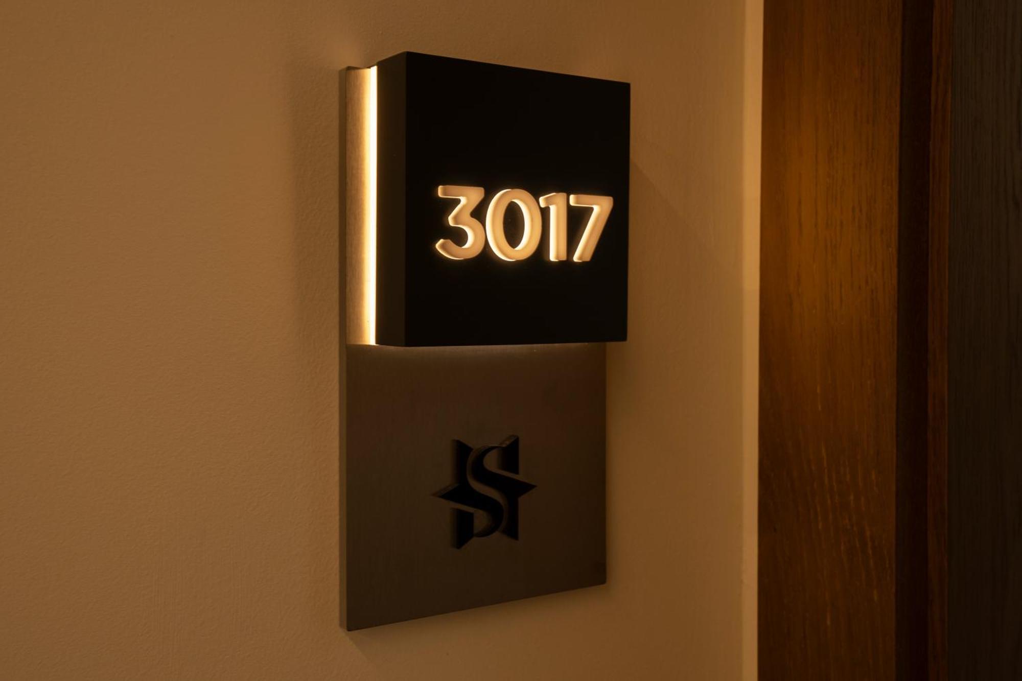 Star Hill Hotel Prisztina Zewnętrze zdjęcie