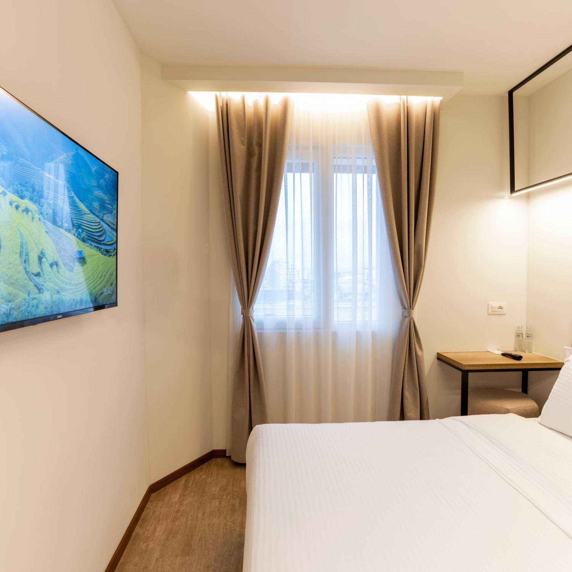 Star Hill Hotel Prisztina Zewnętrze zdjęcie